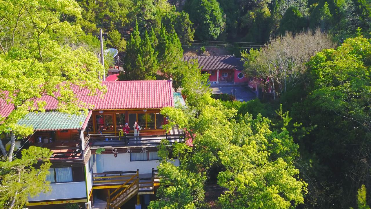 Hong Wa Cuo南投埔里紅瓦厝山居民宿 מראה חיצוני תמונה